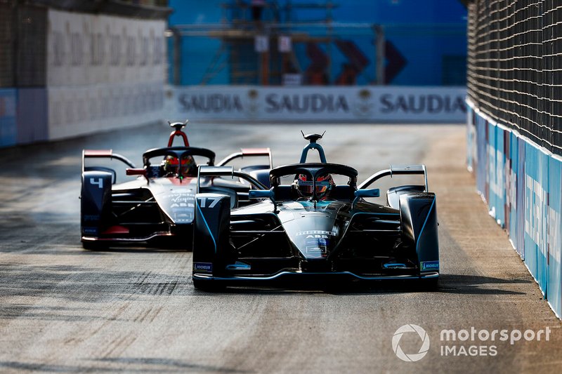 Gary Paffett, HWA Racelab, VFE-05 antes de Robin Frijns, Envision Virgin Racing, Audi e-tron FE05