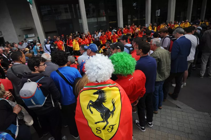 Les fans de Ferrari