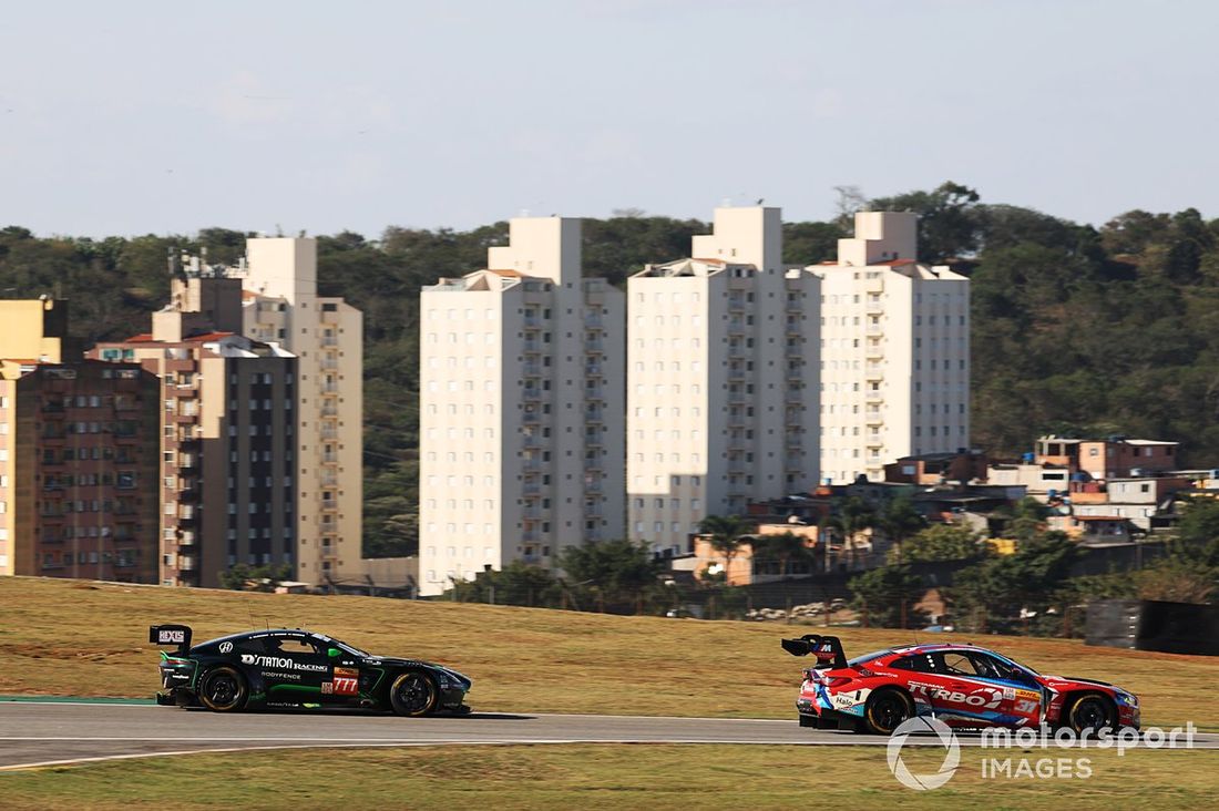 #777 D'Station Racing Aston Martin Vantage AMR LMGT3: Clement Mateu, Erwan Bastard, Marco Sorensen, #31 Team WRT BMW M4 LMGT3: Darren Leung, Sean Gelael, Augusto Farfus