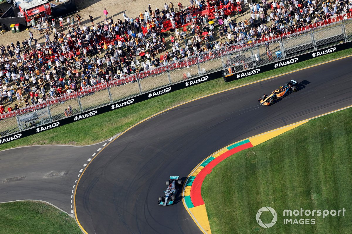 George Russell, Mercedes W13, Lando Norris, McLaren MCL36