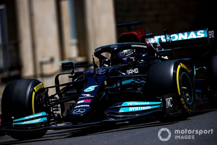 Lewis Hamilton, Mercedes W12