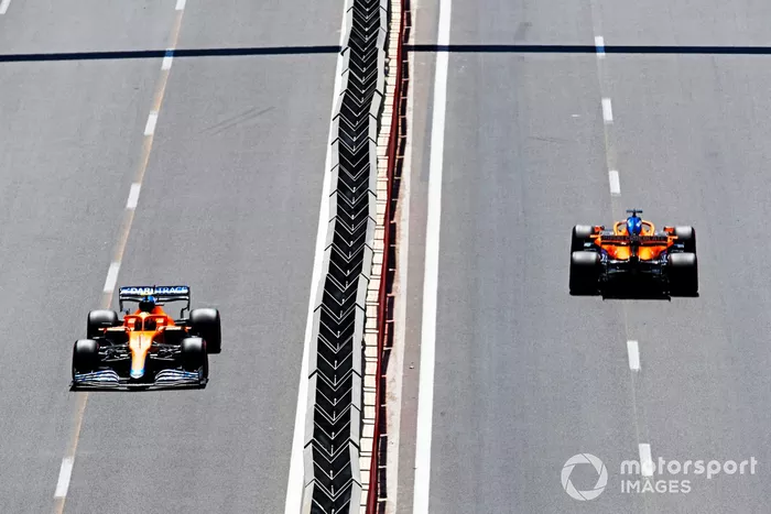 Daniel Ricciardo, McLaren MCL35M, Lando Norris, McLaren MCL35M