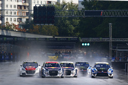 Toomas Heikkinen, EKS, Audi S1 EKS RX Quattro, Mattias Ekström, EKS, Audi S1 EKS RX Quattro, Petter Solberg, PSRX Volkswagen Sweden, VW Polo GTi, Sebastien Loeb, Team Peugeot-Hansen, Peugeot 208 WRX