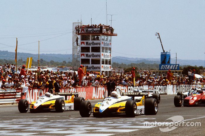 4: Rene Arnoux & Alain Prost (Renault)