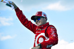 Race winner Kyle Larson, Chip Ganassi Racing Chevrolet