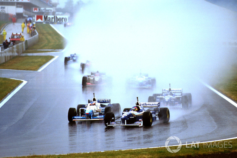 Jacques Villeneuve, Williams FW18; Jean Alesi, Benetton B196