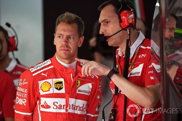Sebastian Vettel, Ferrari y Riccardo Adami, Ferrari ingeniero de carrera