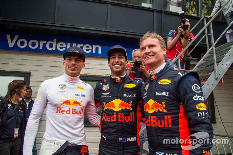 Max Verstappen, Daniel Ricciardo en David Coulthard tijdens de Jumbo Racedagen