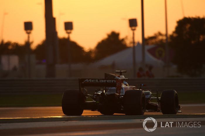 Fernando Alonso, McLaren MCL32