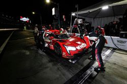 #31 Action Express Racing Cadillac DPi, P: Eric Curran, Mike Conway, Stuart Middleton, Felipe Nasr, pit stop