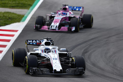 Lance Stroll, Williams FW41, Sergio Perez, Force India VJM11