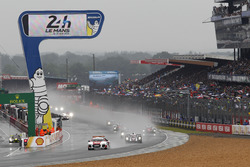 Start hinter dem Safety-Car