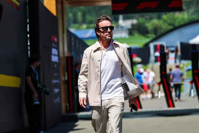 Fernando Alonso, Aston Martin Racing
