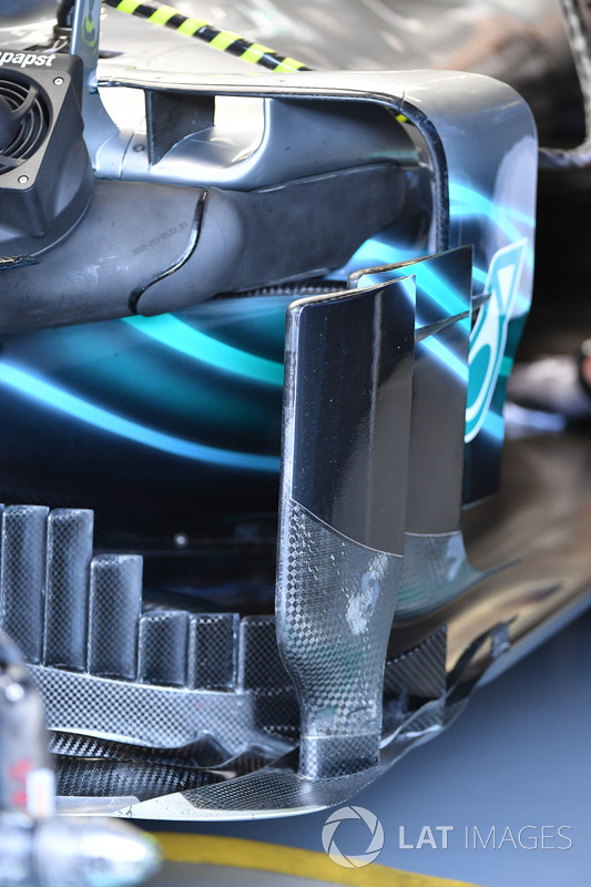 Бічний дефлектор Mercedes AMG F1 W09