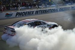 Race winner Matt Kenseth, Joe Gibbs Racing Toyota
