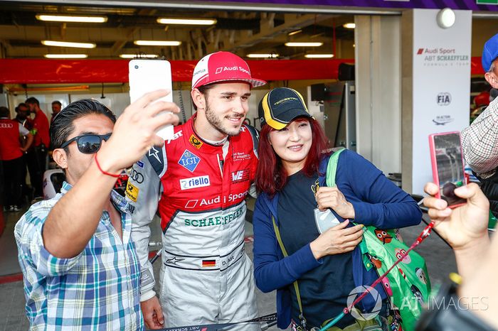 Fans con Daniel Abt, Audi Sport ABT Schaeffler