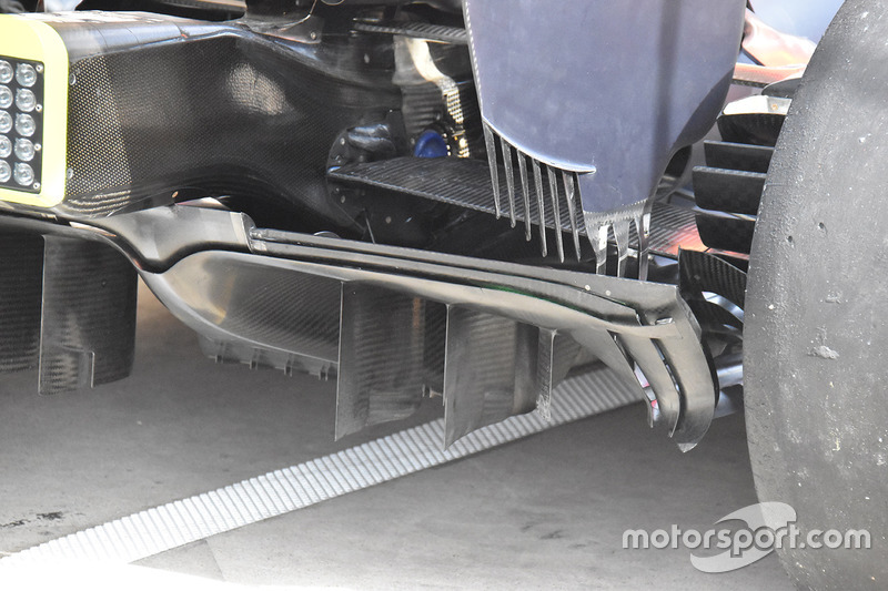 Red Bull RB13: Diffusor