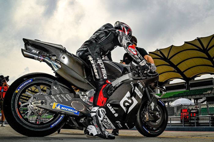 Maverick Viñales, Aprilia Racing Team