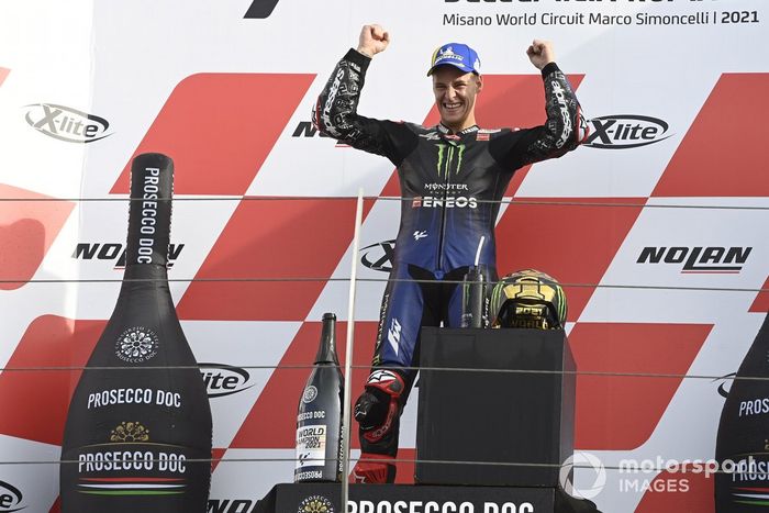 El Campeón del Mundo Fabio Quartararo, Yamaha Factory Racing celebra