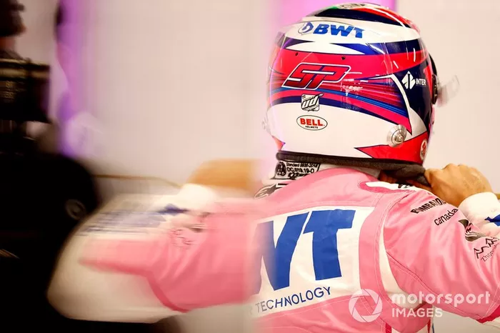 Sergio Perez, Racing Point in the garage before testing