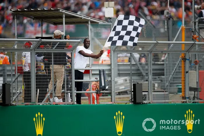 Stormzy, Rapero agita la bandera final