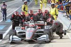 Will Power, Team Penske Chevrolet pitstop