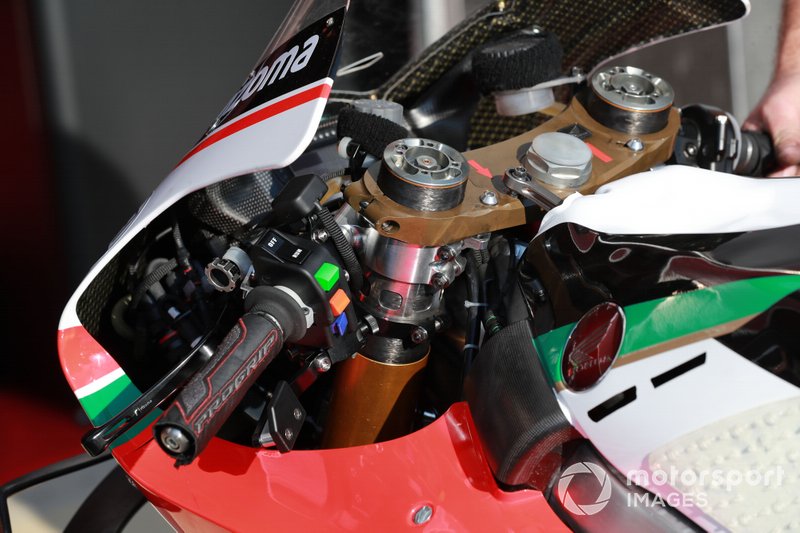 Bike of Cal Crutchlow, Team LCR Honda