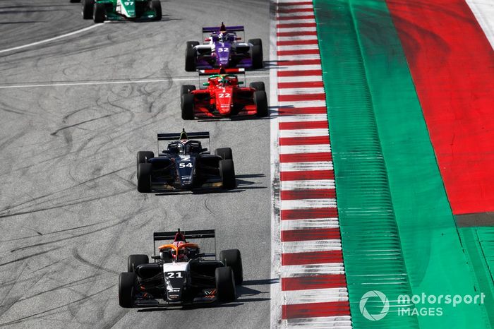 Jessica Hawkins, Miki Koyama, Belén García