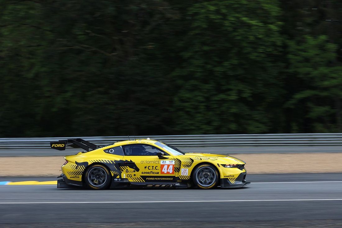 Ford Mustang LMGT3 da Proton Competition #44 de Christian Ried, Ben Tuck e Christopher Mies