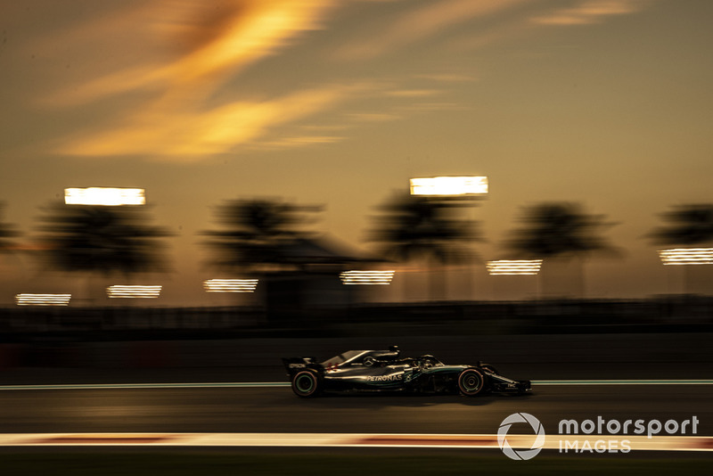 Lewis Hamilton, Mercedes AMG F1 W09 EQ Power+