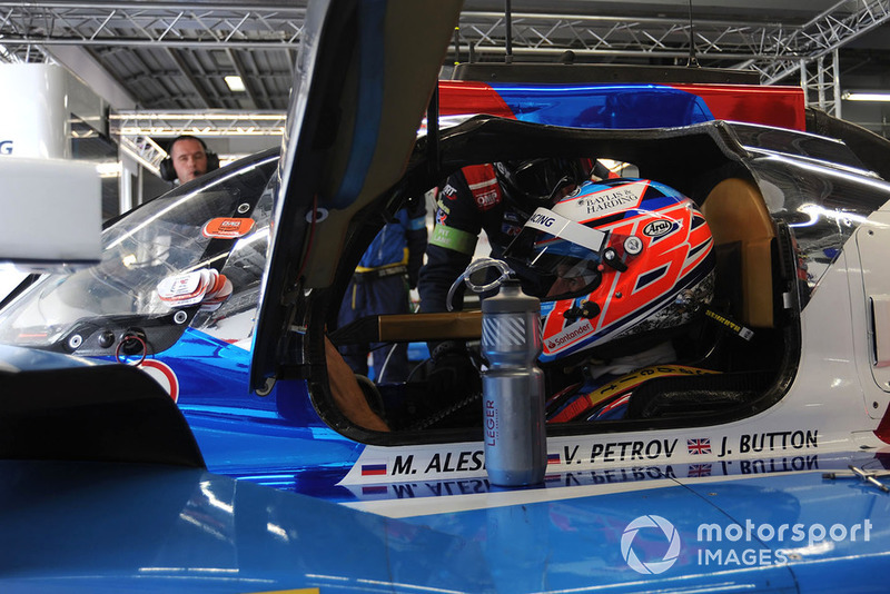 #11 SMP Racing BR Engineering BR1: Jenson Button