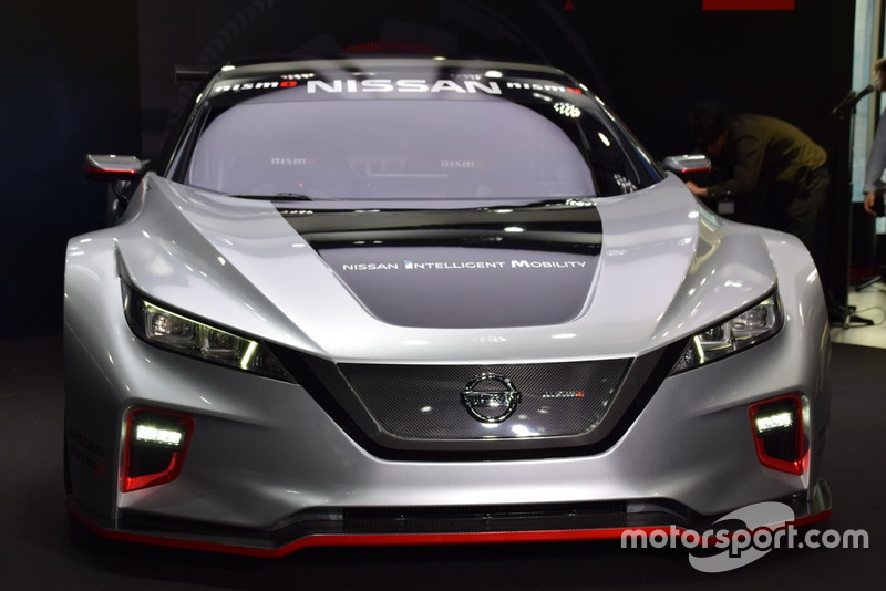Nissan LEAF NISMO RC