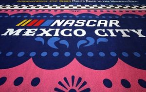 Logotipo de la carrera NASCAR Ciudad de México