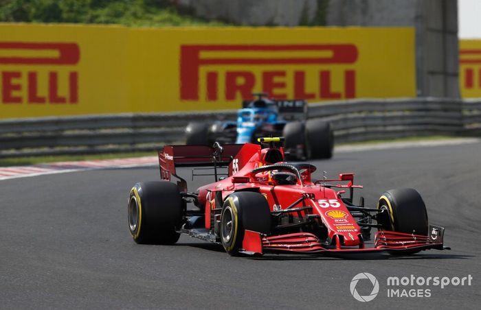 Carlos Sainz Jr, Ferrari SF21, Fernando Alonso, Alpine A521