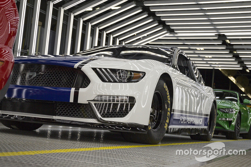 La Ford Mustang per la Monster Energy NASCAR Cup Series 2019