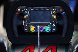 Le volant de Lewis Hamilton, Mercedes AMG F1 W07 Hybrid