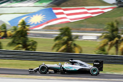 Льюіс Хемілтон, Mercedes AMG F1 W07 Hybrid