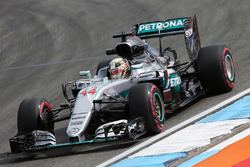 Льюіс Хемілтон, Mercedes AMG F1 W07 Hybrid