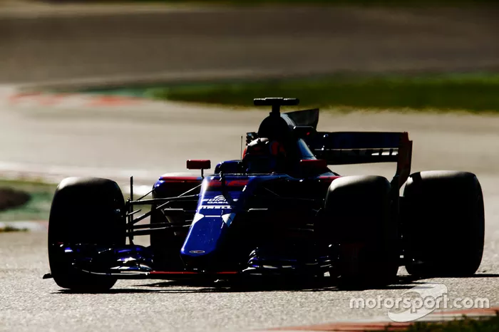 Daniil Kvyat, Toro Rosso STR12