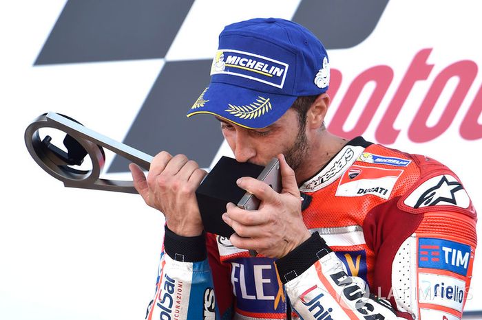 Podio: ganador de la carrera Andrea Dovizioso, Ducati Team