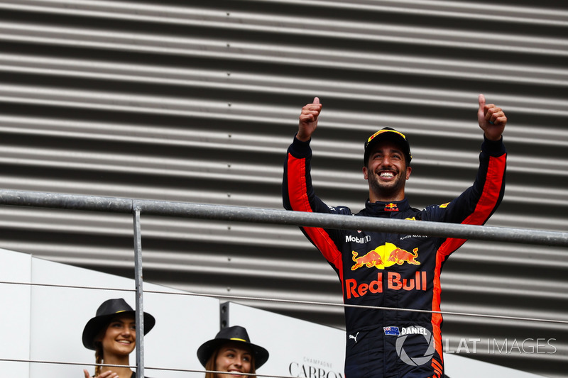 Podium: third place Daniel Ricciardo, Red Bull Racing