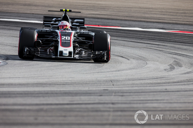 12. Kevin Magnussen, Haas F1 Team VF-17