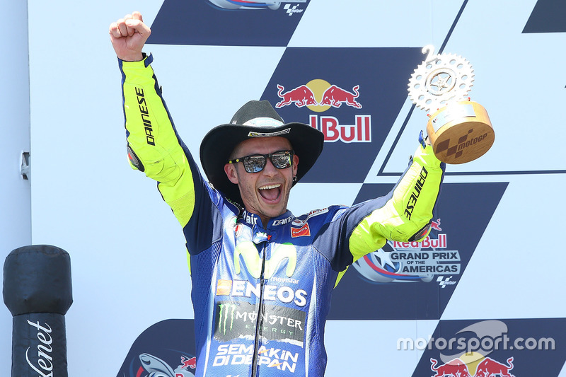 Podio: il secondo classificato Valentino Rossi, Yamaha Factory Racing