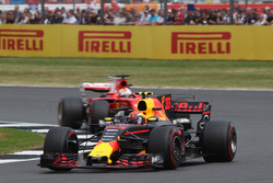 Макс Ферстаппен, Red Bull Racing RB13, Себастьян Феттель, Ferrari SF70H
