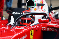 Kimi Raikkonen, Ferrari SF16-H running a cockpit cover