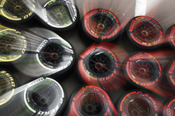 Neumáticos Pirelli blandos, medios y súper blandos