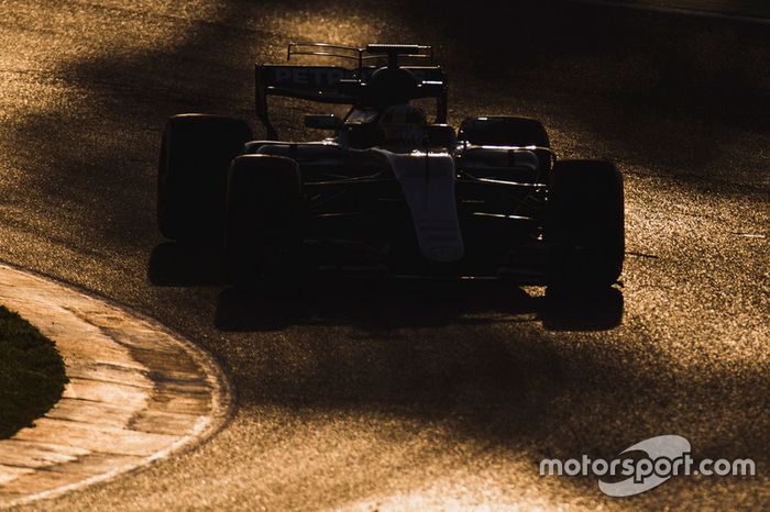 Lewis Hamilton, Mercedes F1 W08