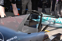 Mercedes AMG F1 W08 chimney shark fin detail