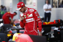 Ganador de la pole Sebastian Vettel, Ferrari