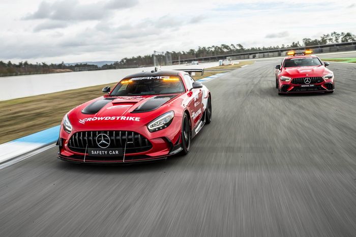 Mercedes‑AMG GT Black Series F1 Safety Car, Mercedes‑AMG GT 63 S 4MATIC+ F1 Medical Car